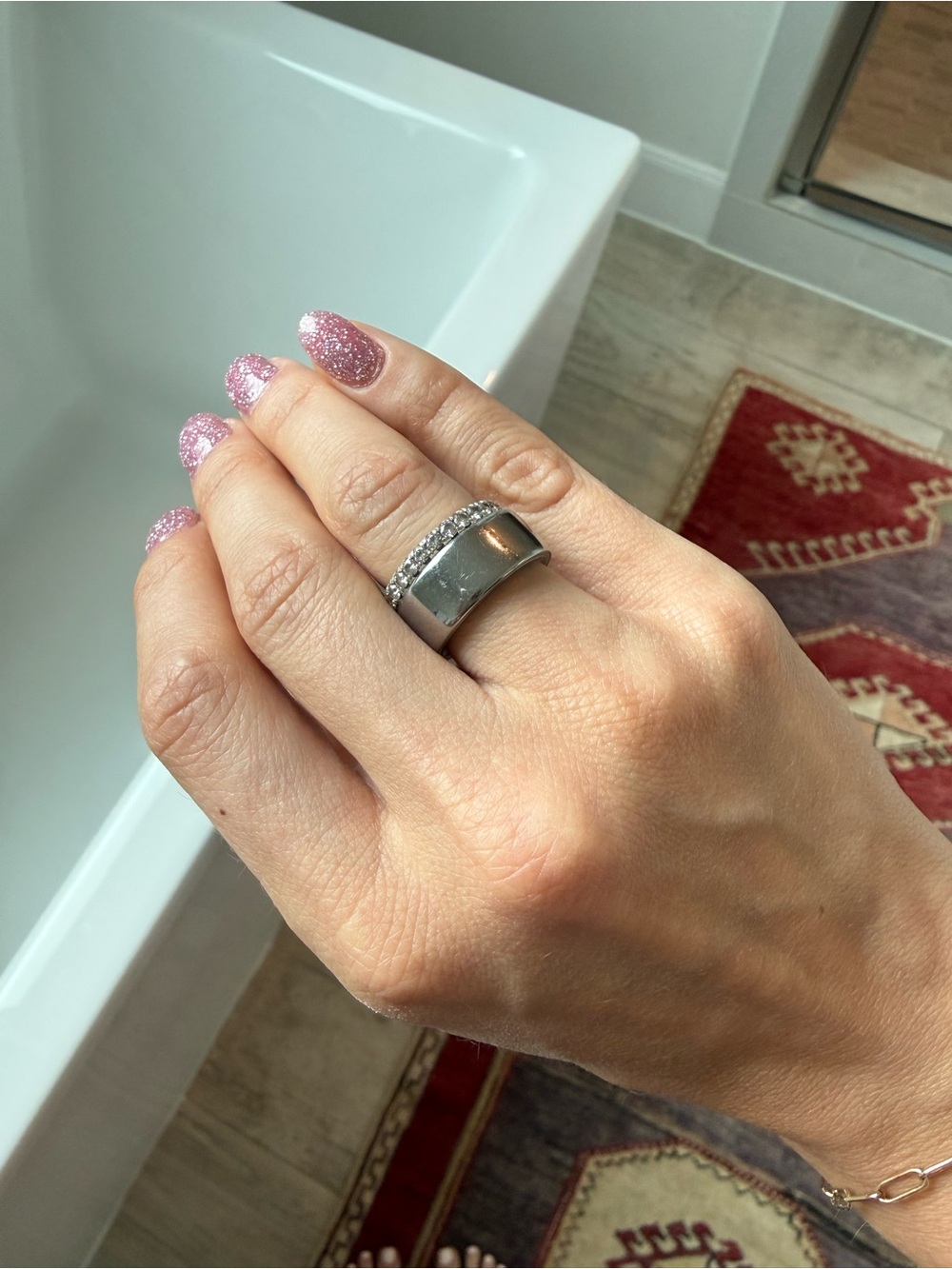 Oura Ring 4 (Size 5) in Silver - Picture 2 of 4